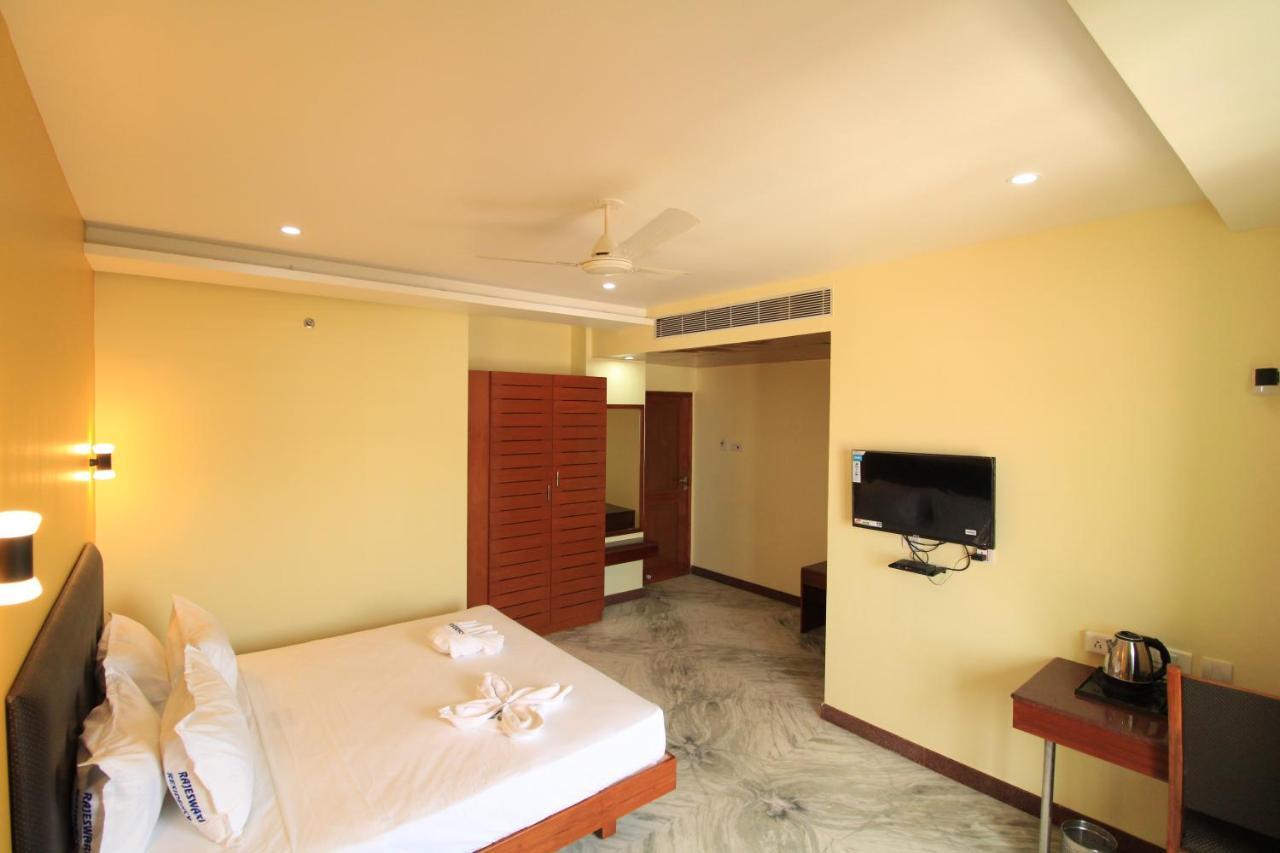 Pondy Southern Residency Pondicherry Exterior foto
